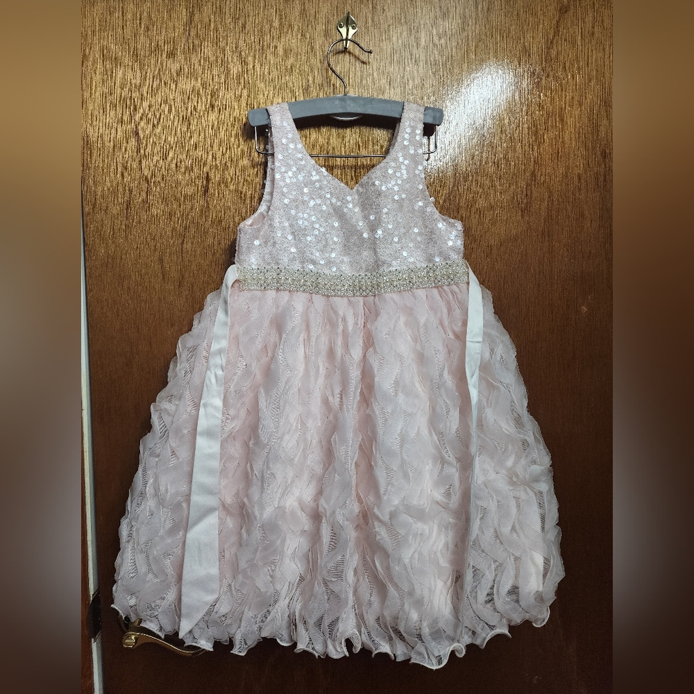 Elegant Pink Sleeveless Dress with Sequin Bodice. Used Only One Day .😍